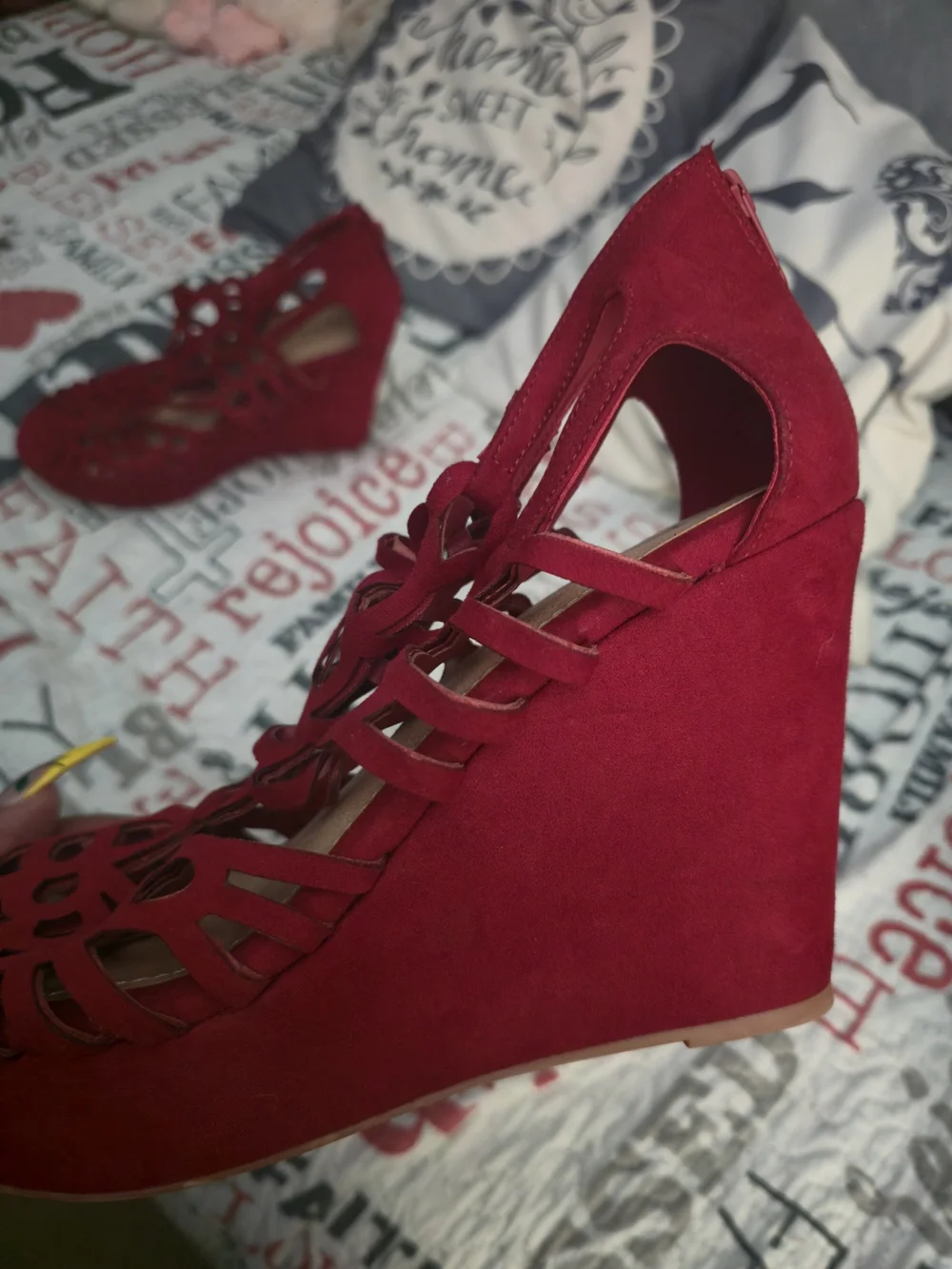 Bnnw torrid Red Laser-Cut Heels & White Studded Gladiator Sandals
